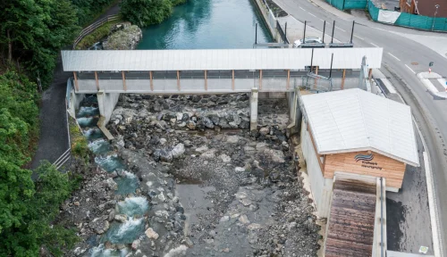 Luftaufnahme des Stauwehrs Illerursprung in Oberstdorf